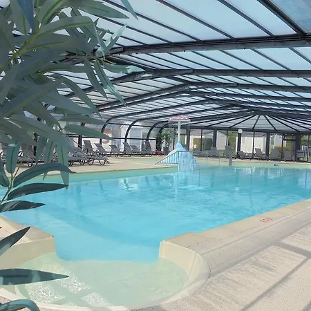 Aux Pommiers 4*